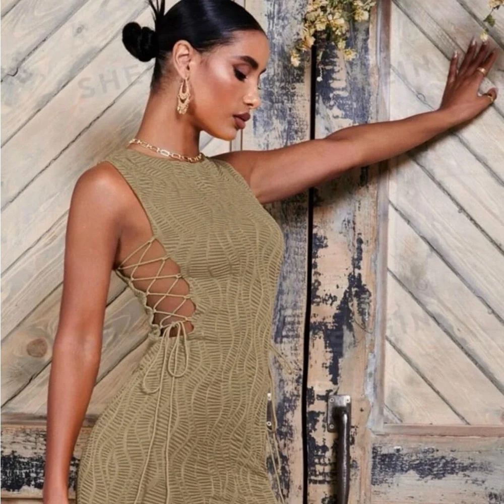 💚Cutout Mini Dress
